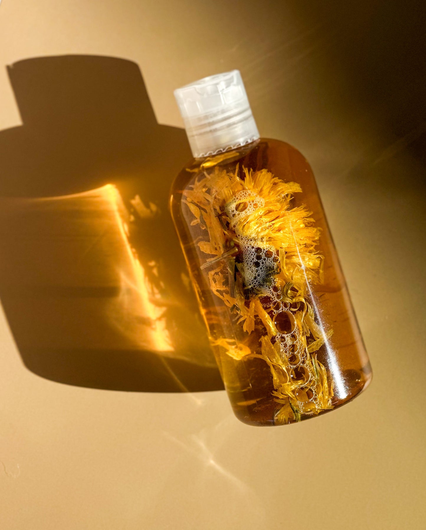 Truly Delicate Shower Gel